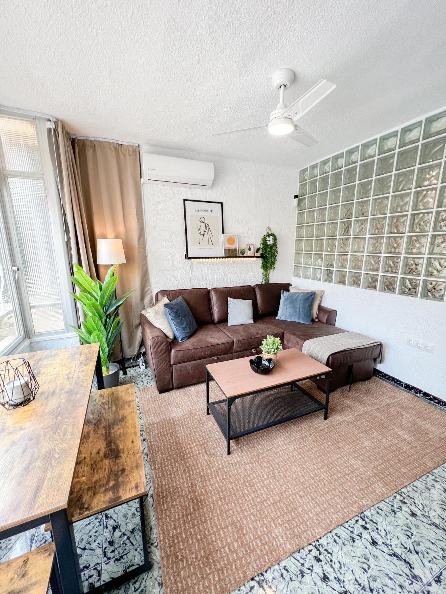 Appartement Cozy And Bright Flat With Pool à Torremolinos Extérieur photo